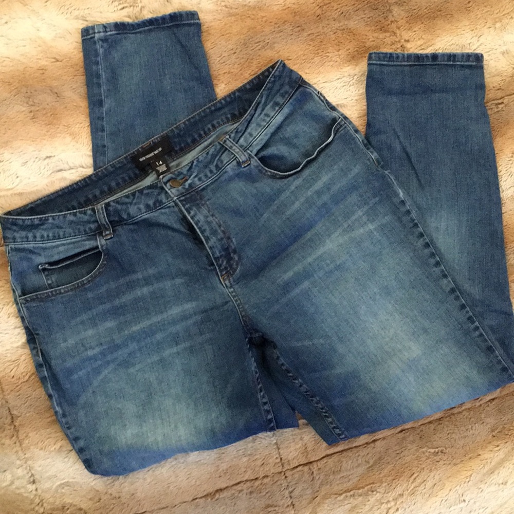 WhoWhatWearJeans